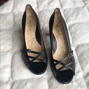 Taryn Rose black leather pumps